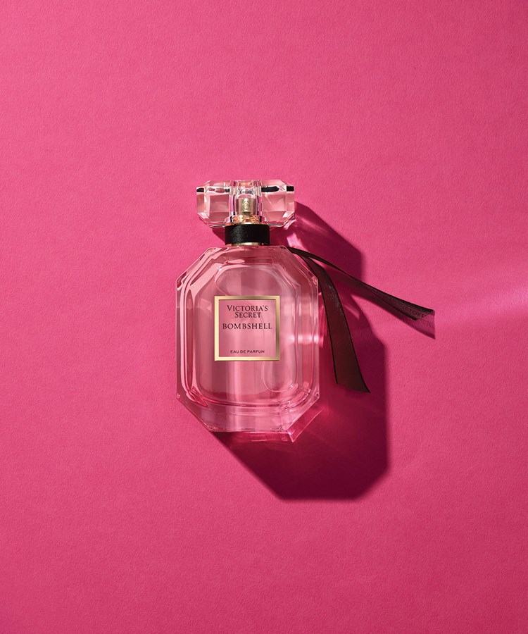 Camila Cabello, Victoria’s Secret Bombshell parfümün yüzü oldu
