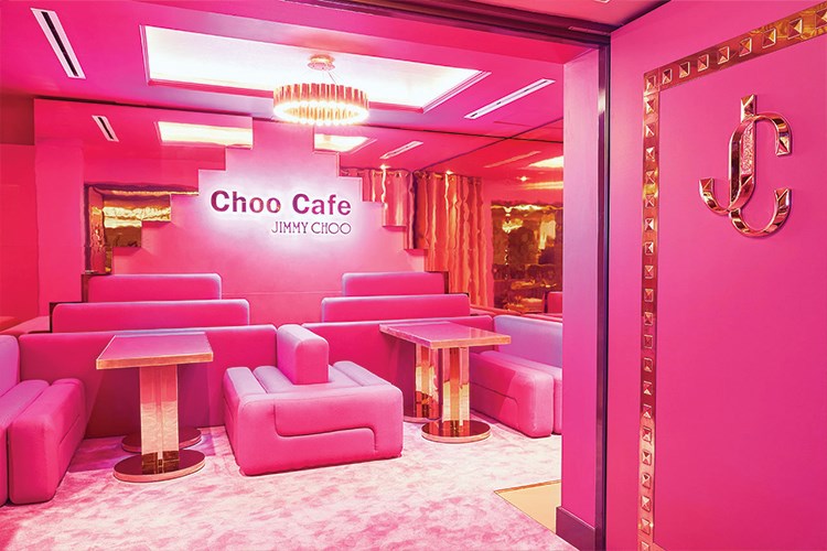 Jimmy Choo, Harrods’ın içinde Choo Cafe açtı