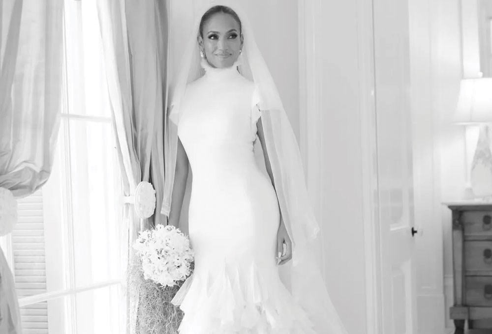  Jennifer Lopez, Ben Affleck ile düğününde Ralph Lauren imzalı üç gelinlik giydi