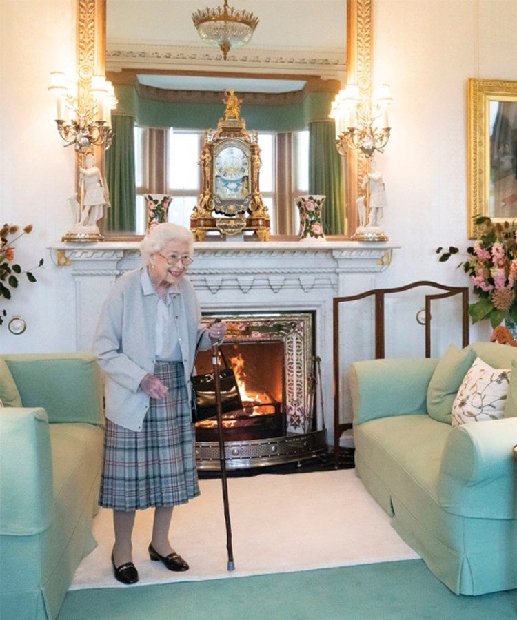Kraliçe II. Elizabeth, 96 yaşında hayatını kaybetti