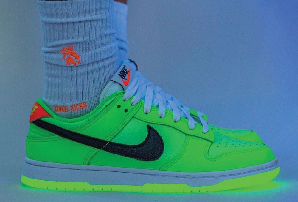 Nike’tan karanlıkta parlayan fosforlu ayakkabı