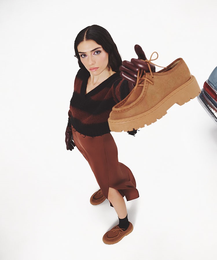 Başarılı oyuncu Hazar Ergüçlü Elle Shoes’un marka yüzü oldu