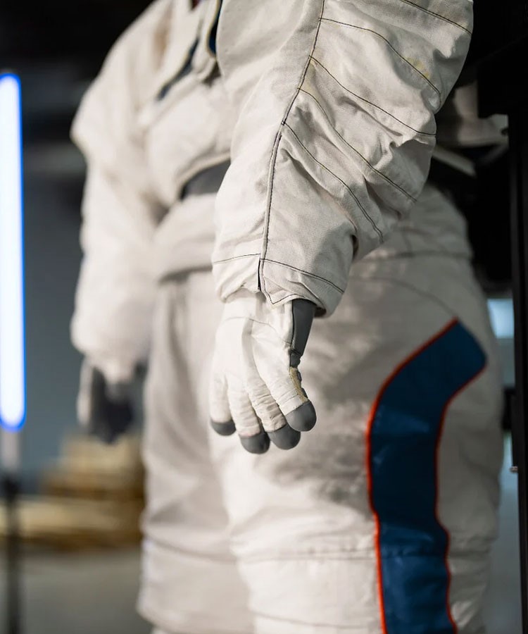 Prada, NASA için uzay kıyafetleri tasarlıyor