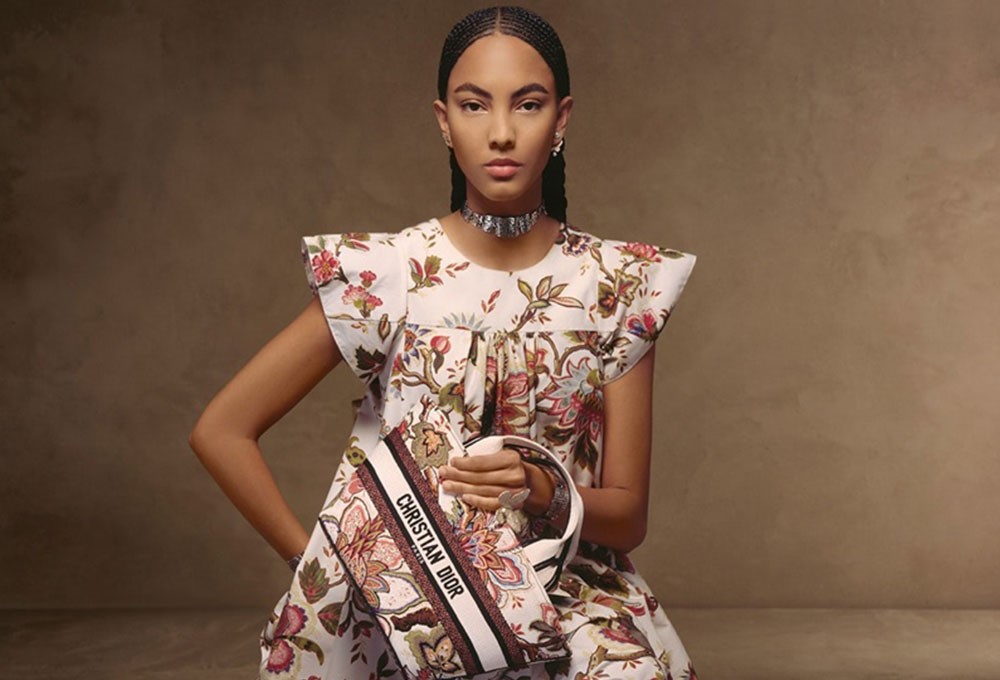 Dior Cruise 2024 kampanyası Frida Kahlo'ya saygı duruşunda bulunuyor