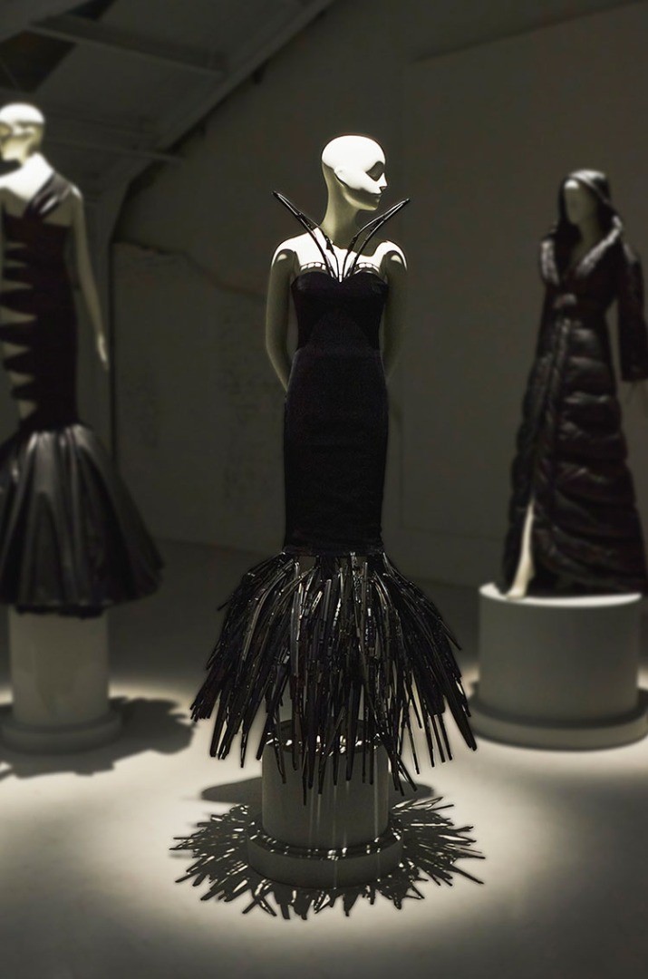 Jeremy Scott, Hyundai araba parçalarından haute couture koleksiyon hazırladı