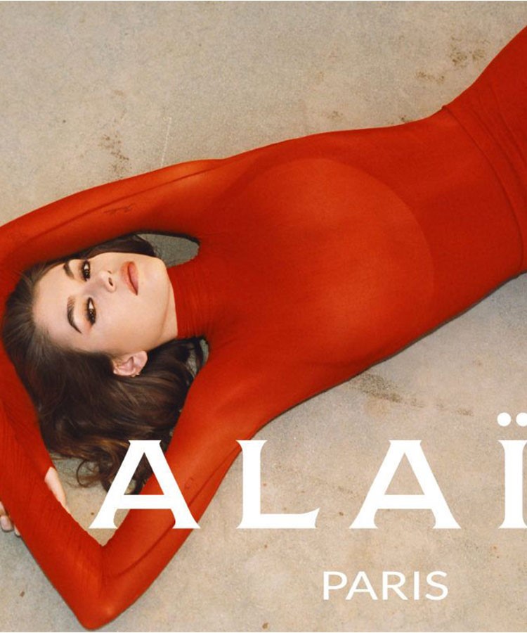 Kaia Gerber, Alaïa İlkbahar 2023 kampanyasında başrolde