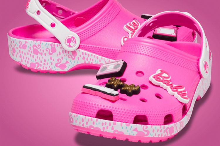 Crocs, Barbiecore modasını ayağınıza getiriyor