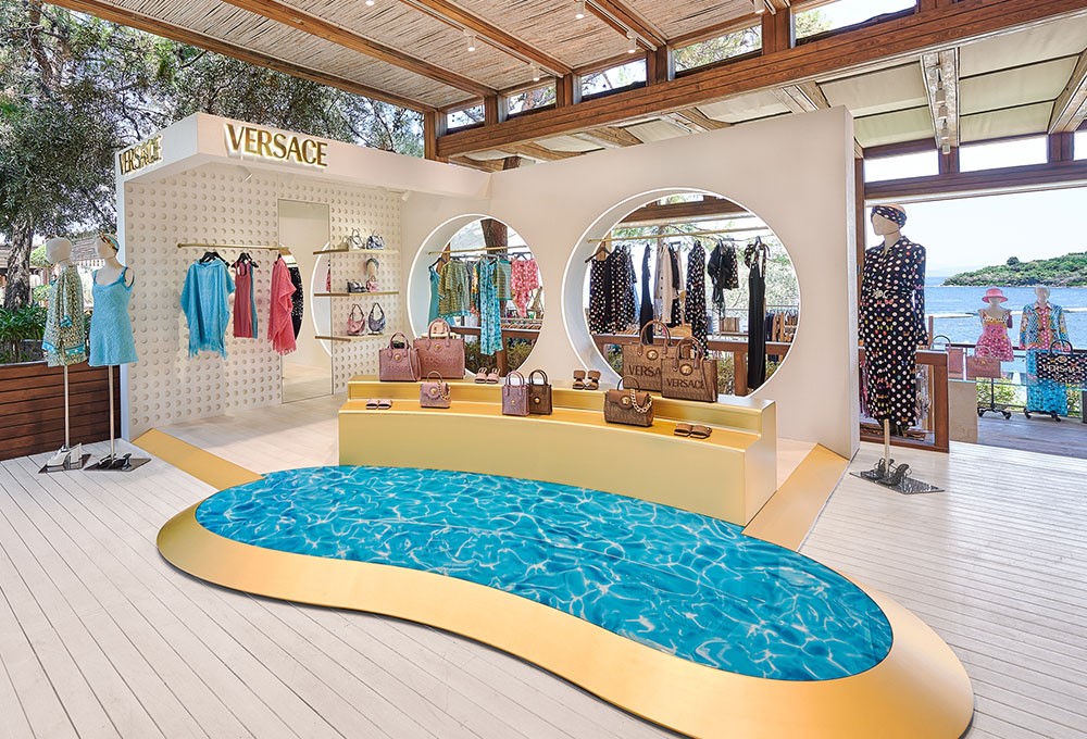 Versace ‘La Vacanza’ koleksiyonu Beymen Mandarin Oriental Bodrum’da