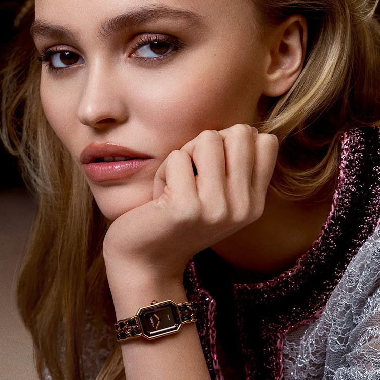 Chanel'in yeni saat kampanyasının yıldızı Lily-Rose Depp