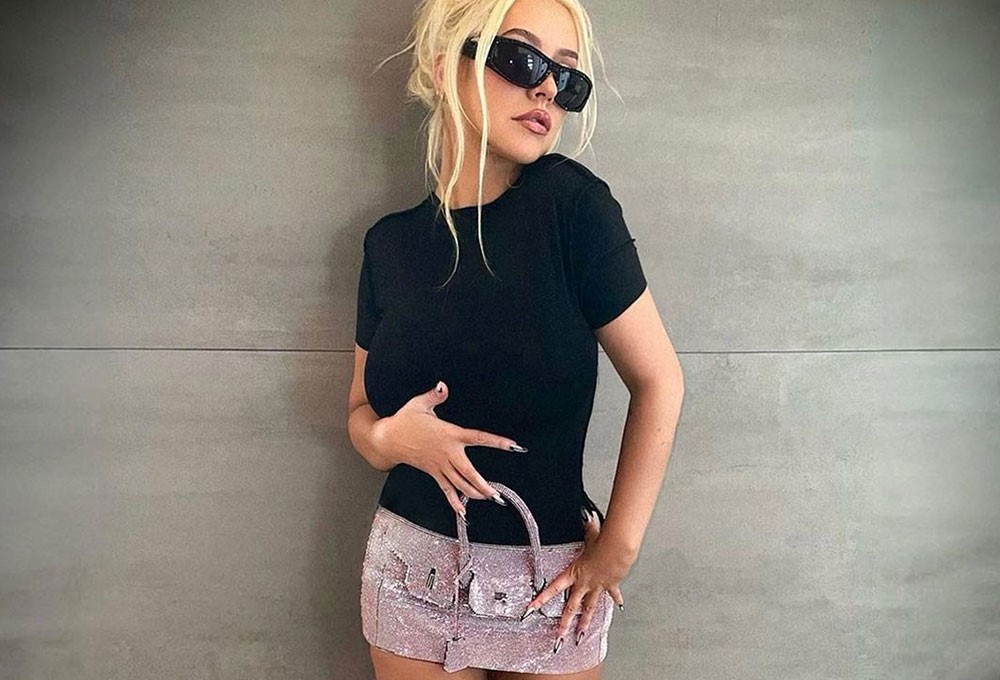 Christina Aguilera, Hermes Birkin çantayı etek olarak giydi!