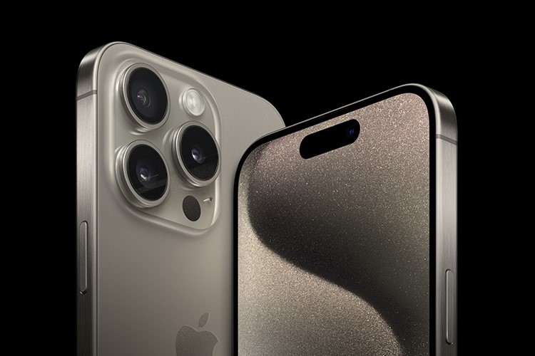iPhone 15 Pro ve iPhone 15 Pro Max’ çok daha güçlü ve hafif