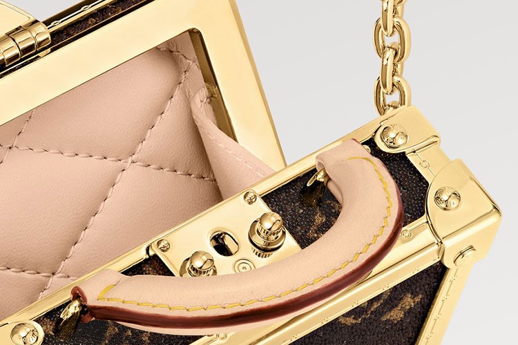 Louis Vuitton'dan kablosuz kulaklıklara özel Mikro Valisette çanta