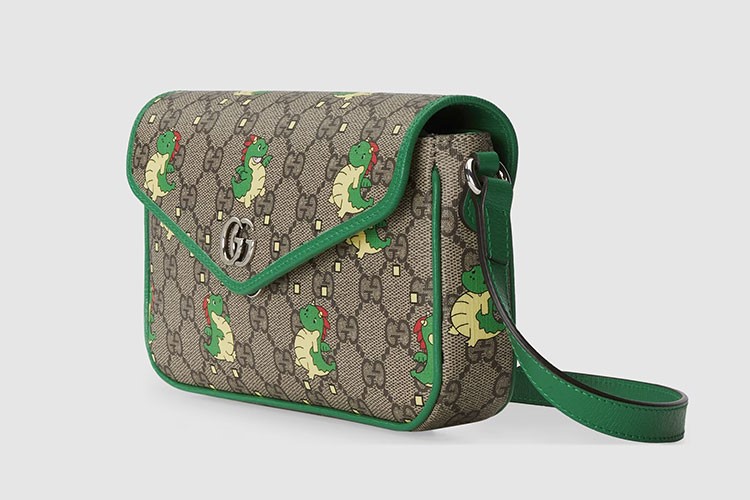 Gucci, Ejderha Yılı’nı bebek ejderhaların süslediği iki çantayla kutluyor