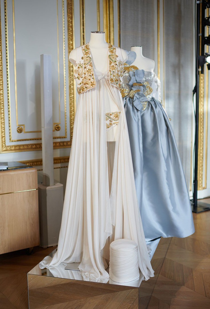 Dilek Hanif, yeni couture koleksiyonu ile geleneksel Türk el sanatlarını Paris’e taşıdı