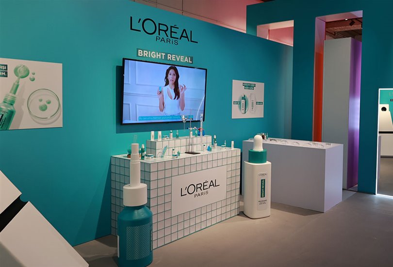 L'orèal Paris, ‘Skinlab’ etkinliğiyle cilt bakımının arkasındaki bilimi tüketicilerle buluşturdu