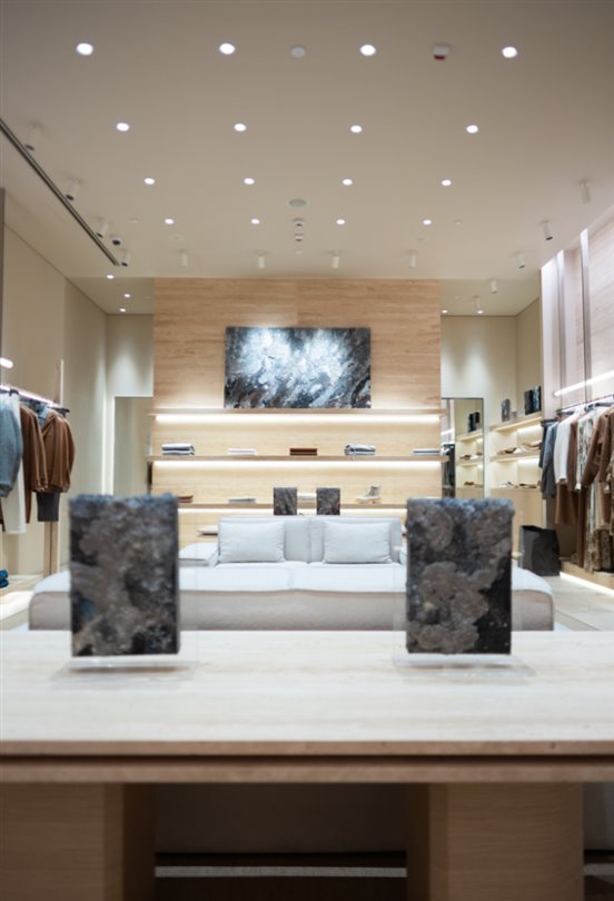  Tuğçe Çalımbay’ın ‘Salina’ sergisi Eleventy Galataport İstanbul’da