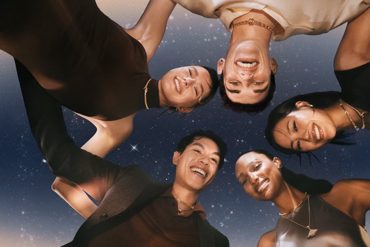 Bvlgari, yılbaşı dönemini zarafetle ve ışıltıyla aydınlatıyor