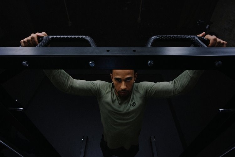 Lewis Hamilton ve lululemon’dan sınırları zorlayan koleksiyon: Metal Vent Tech