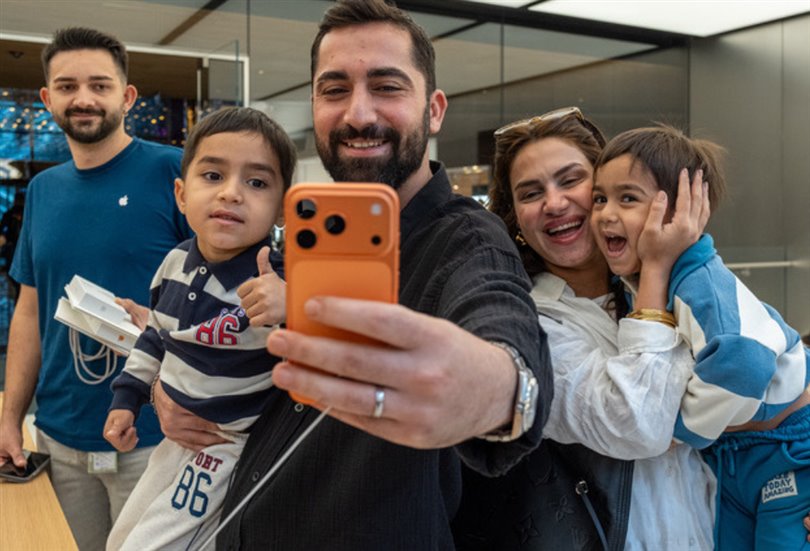 Türkiye’de satışı başlayan iPhone 17, iPhone Air, iPhone 17 Pro ve iPhone 17 Pro Max ilk kullanıcıları ile buluştu