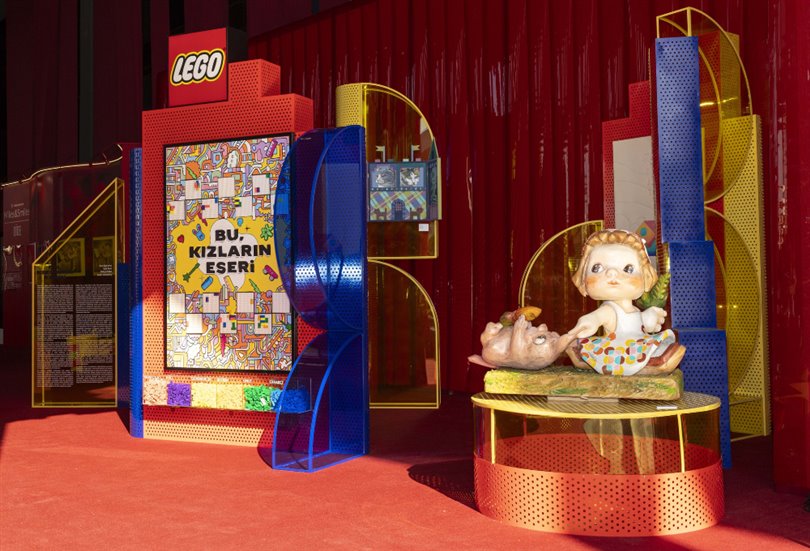 LEGO® Türkiye, ‘Bu, Kızların Eseri’ ile Contemporary Istanbul’da kızların yaratıcı gücünü sergiliyor  