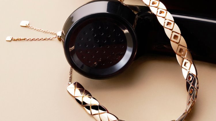 Chanel'in COCO CRUSH koleksiyonu için yeni ilham perisi Gracie Abrams