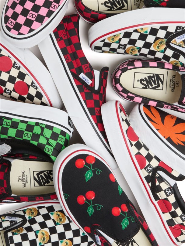 Valentino Garavani ve Vans, sneaker iş birliklerinin ikinci bölümüyle geri dönüyor.