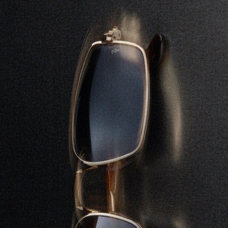 A$AP Rocky, Ray-Ban'le bir yıllık birlikteliğini ‘New Metal’ koleksiyonuyla kutluyor