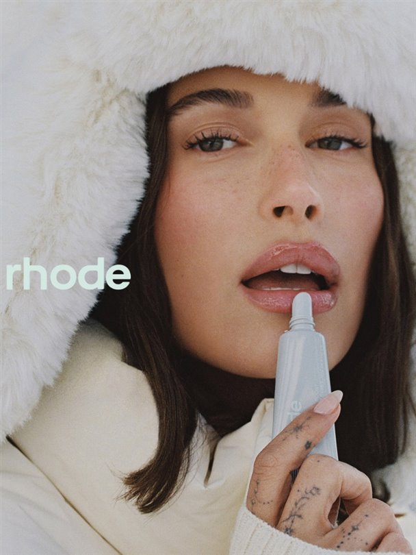 Rhode, kafeinli maskeler ve dudak dolgunlaştırıcıları ile ürün yelpazesini genişletiyor