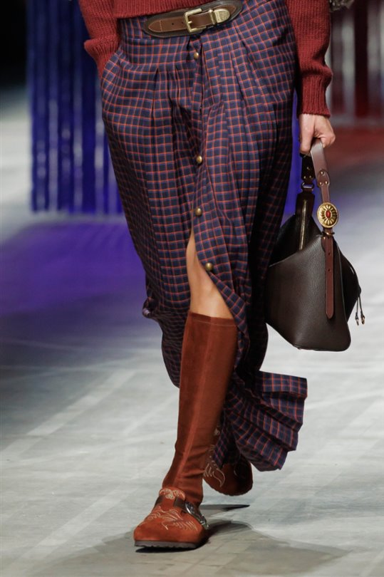 Birkenstock x Etro, ilk ortak çalışmalarını Milano Moda Haftası'nda sundu