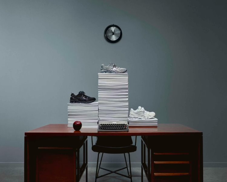 Thom Browne, ASICS ile yaptığı spor ayakkabı iş birliğini tanıttı