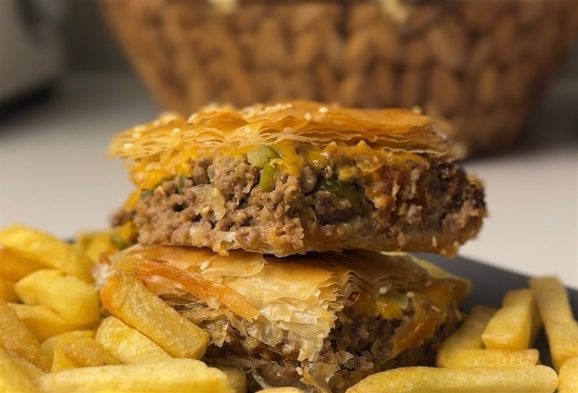 Cheeseburger baklava tarifi 