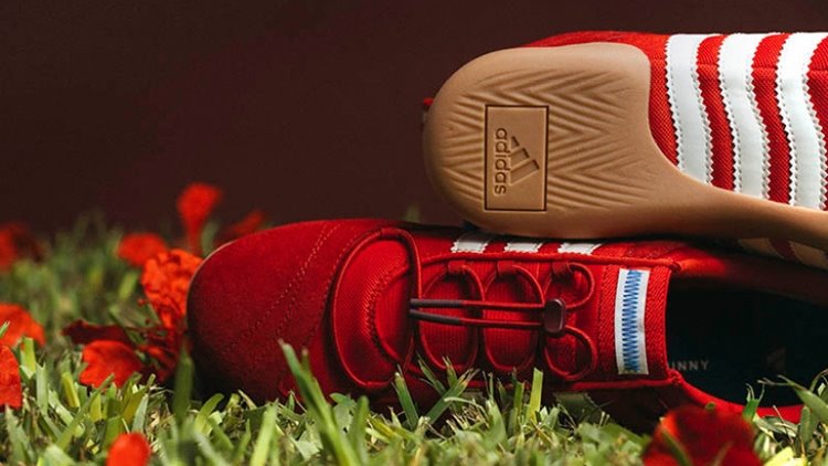 Bad Bunny X Adidas Ballerina ‘Vivid Red’, yılın en gözde yaz ayakkabısı olmaya aday